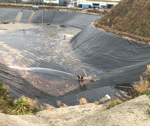 璧山废水池清理